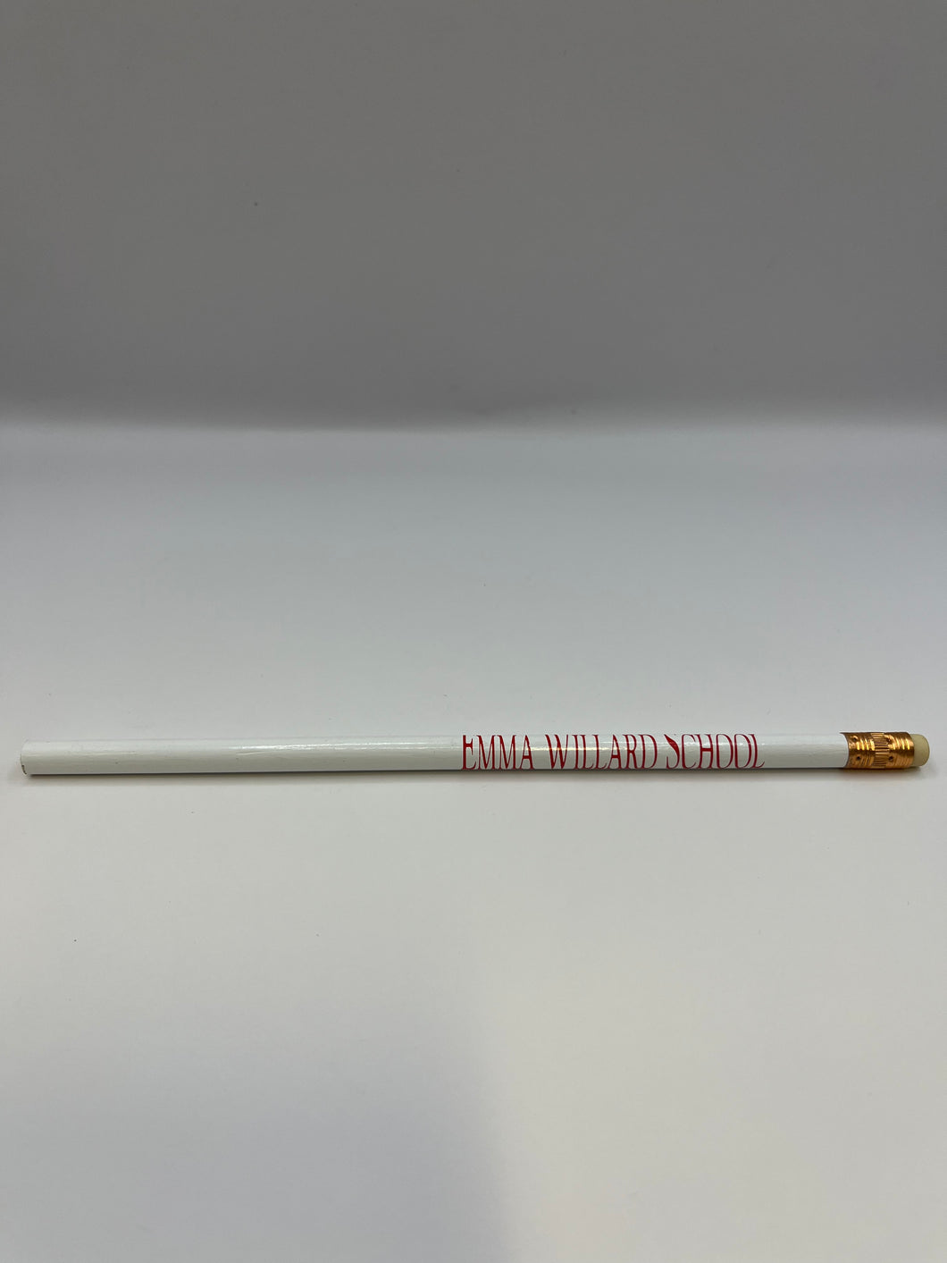 엠마 윌라드 연필
